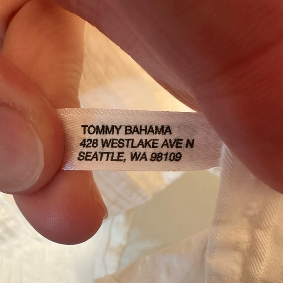 Tommy Bahama Men’s Small White Seersucker Stripe Button Down Beach Travel Casual - Picture 7 of 12